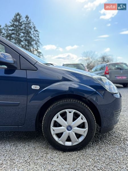 Хэтчбек Ford Fiesta 2008 в Луцке