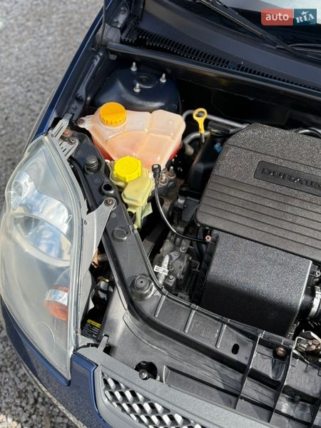 Хэтчбек Ford Fiesta 2008 в Луцке