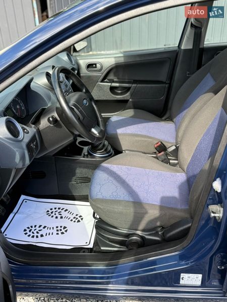 Хэтчбек Ford Fiesta 2008 в Луцке