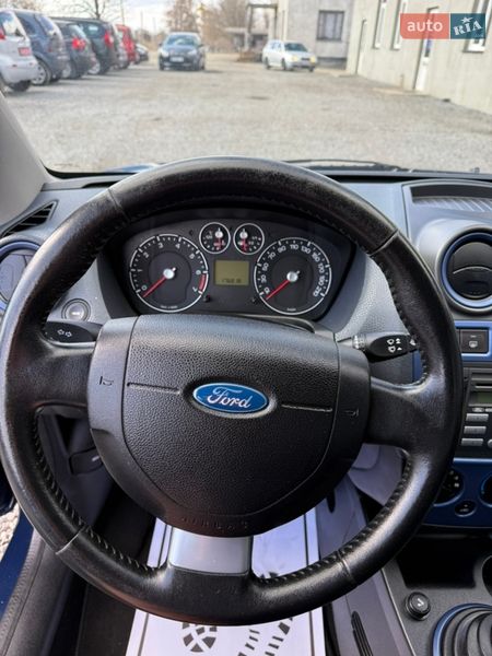 Хэтчбек Ford Fiesta 2008 в Луцке