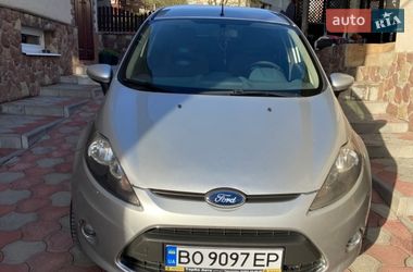 Хетчбек Ford Fiesta 2010 в Тернополі