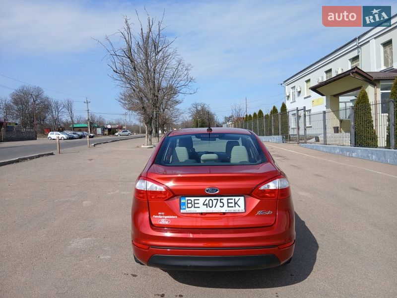 Седан Ford Fiesta 2018 в Первомайську