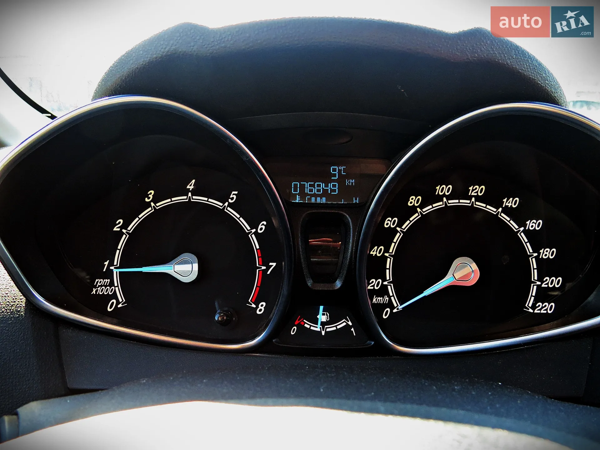 2013 Ford Fiesta - мініатюра 9