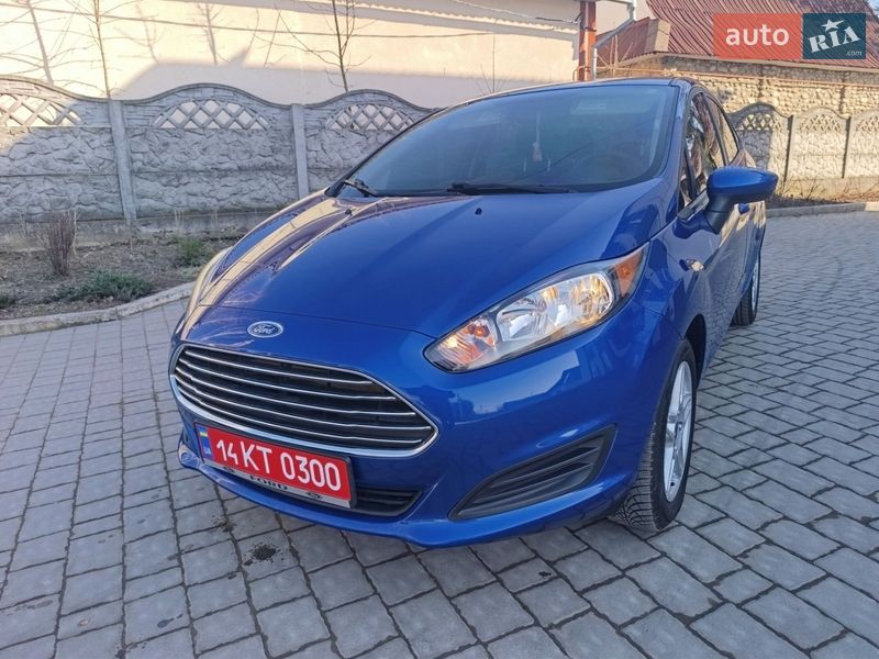Седан Ford Fiesta 2018 в Івано-Франківську