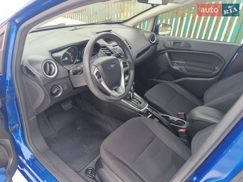 Седан Ford Fiesta 2018 в Івано-Франківську