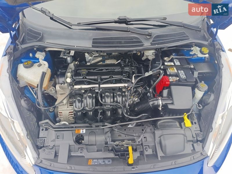 Седан Ford Fiesta 2018 в Івано-Франківську