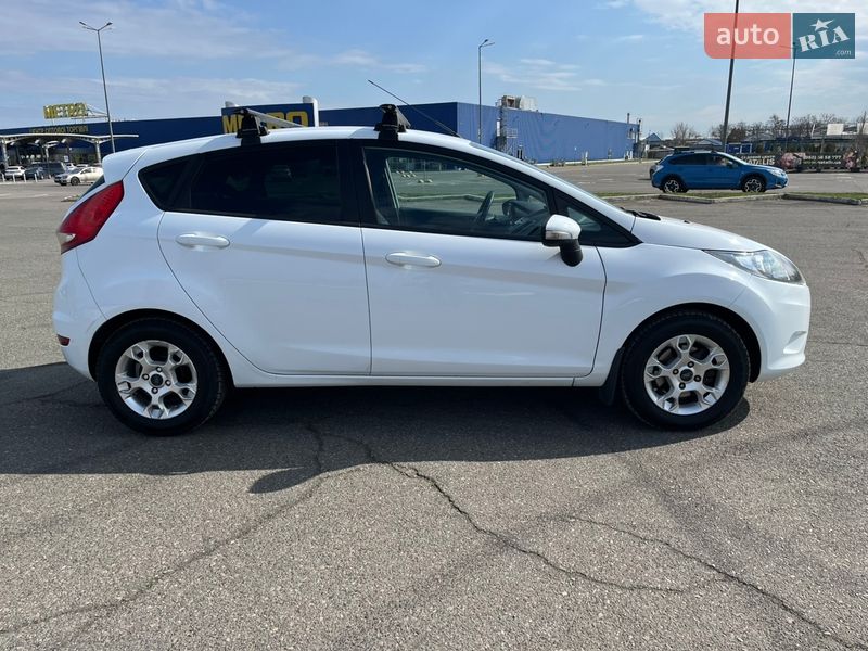Хэтчбек Ford Fiesta 2011 в Одессе