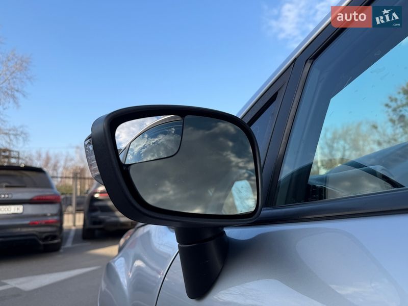 Хэтчбек Ford Fiesta 2015 в Киеве