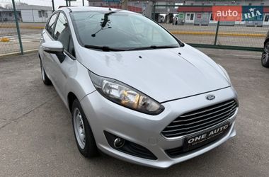 Хетчбек Ford Fiesta 2014 в Києві