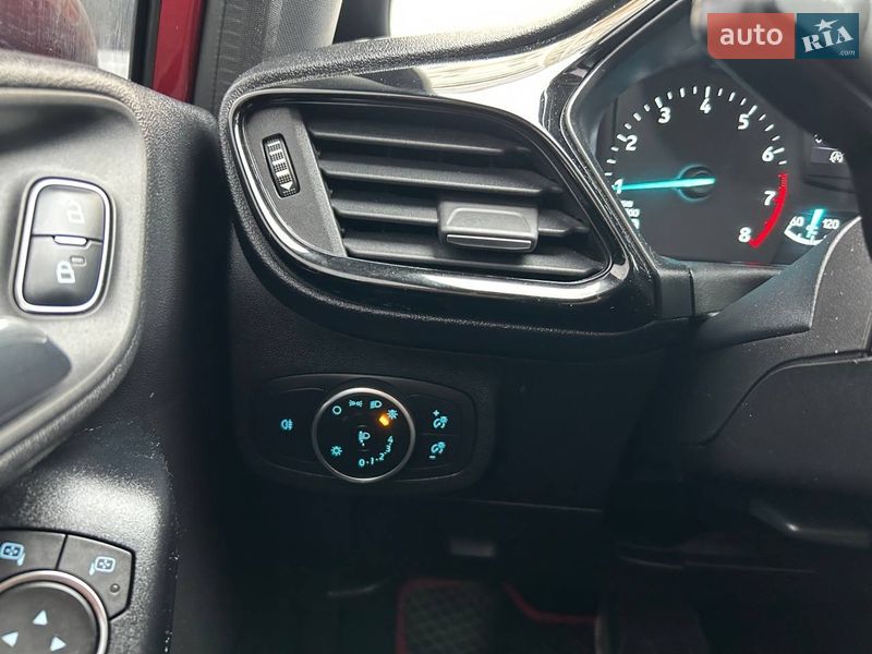 Хэтчбек Ford Fiesta 2018 в Софиевской Борщаговке