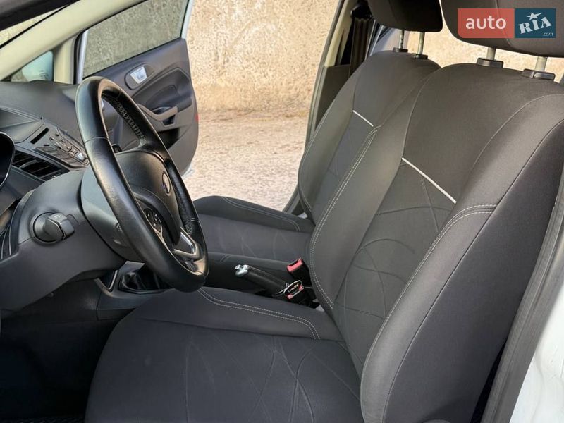 Хэтчбек Ford Fiesta 2017 в Днепре