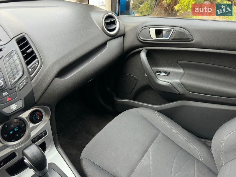 Хэтчбек Ford Fiesta 2014 в Николаеве