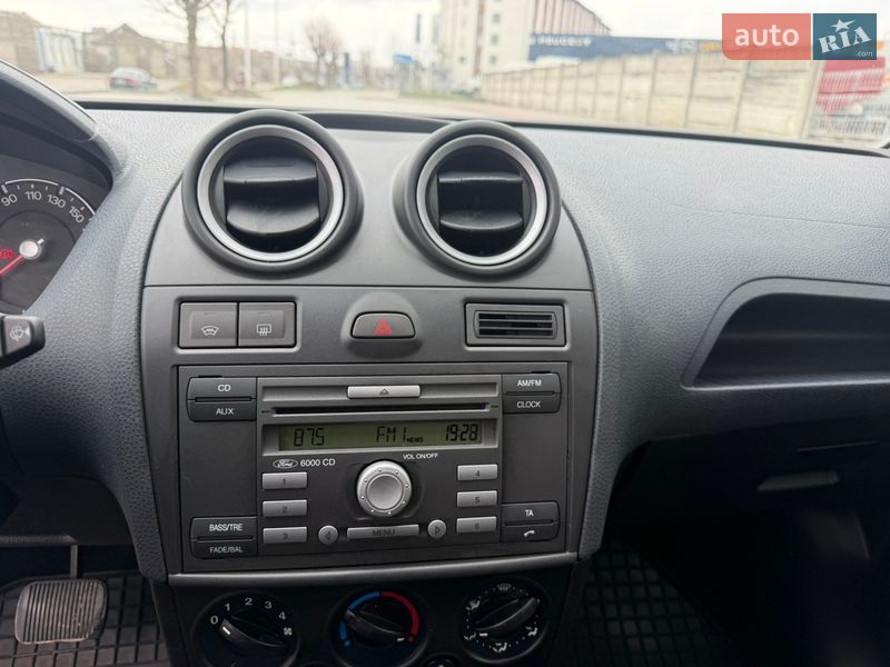 Хэтчбек Ford Fiesta 2008 в Ивано-Франковске фото 27 Хэтчбек Ford Fiesta 2008 в Ивано-Франковске