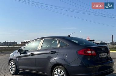 Седан Ford Fiesta 2013 в Полтаве