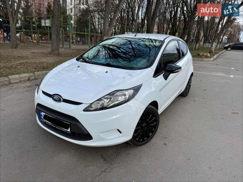 Хэтчбек Ford Fiesta 2010 в Виннице фото Хэтчбек Ford Fiesta 2010 в Виннице