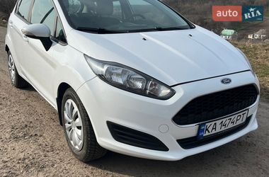 Хэтчбек Ford Fiesta 2017 в Киеве