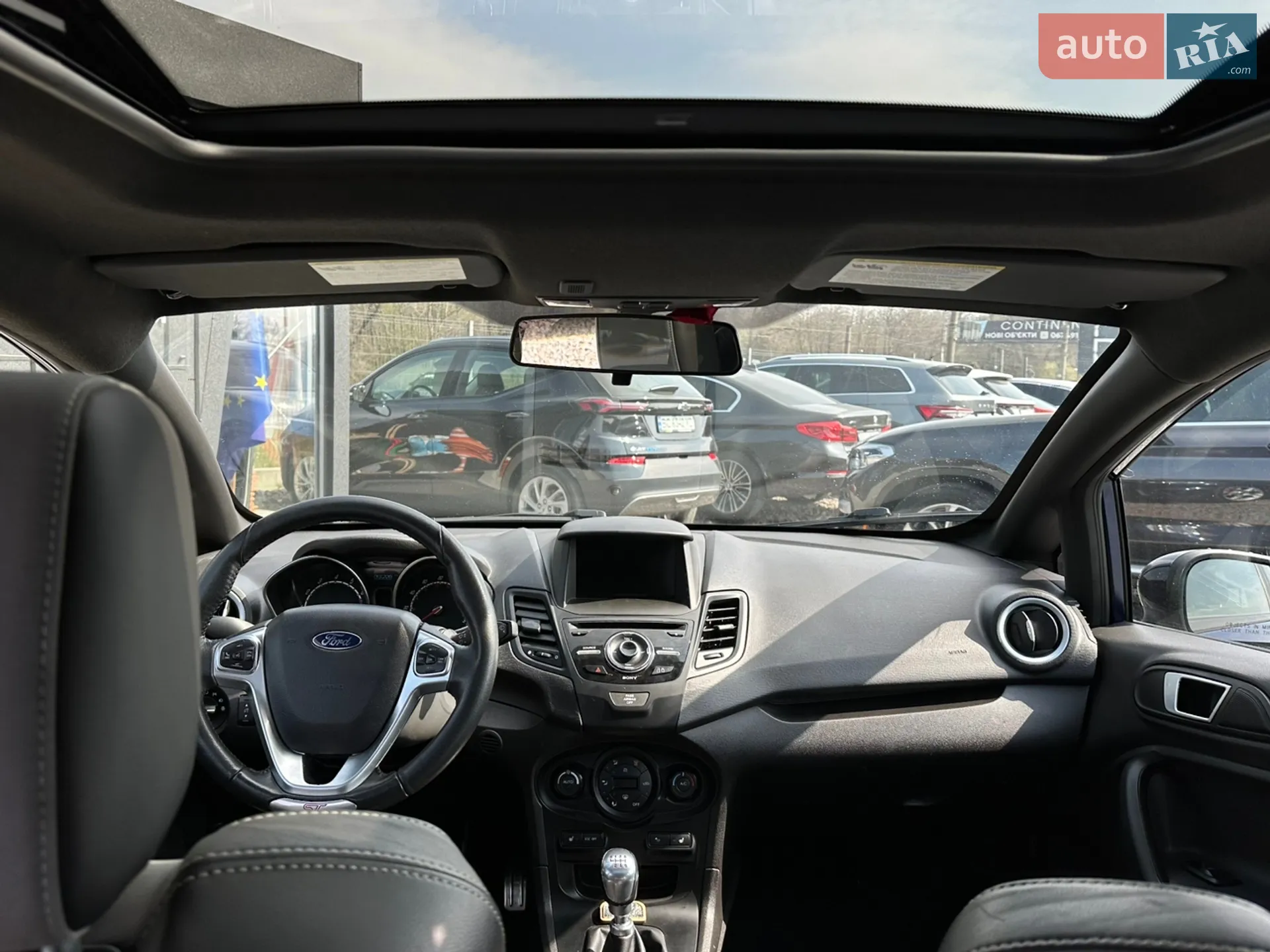 2015 Ford Fiesta - мініатюра 17