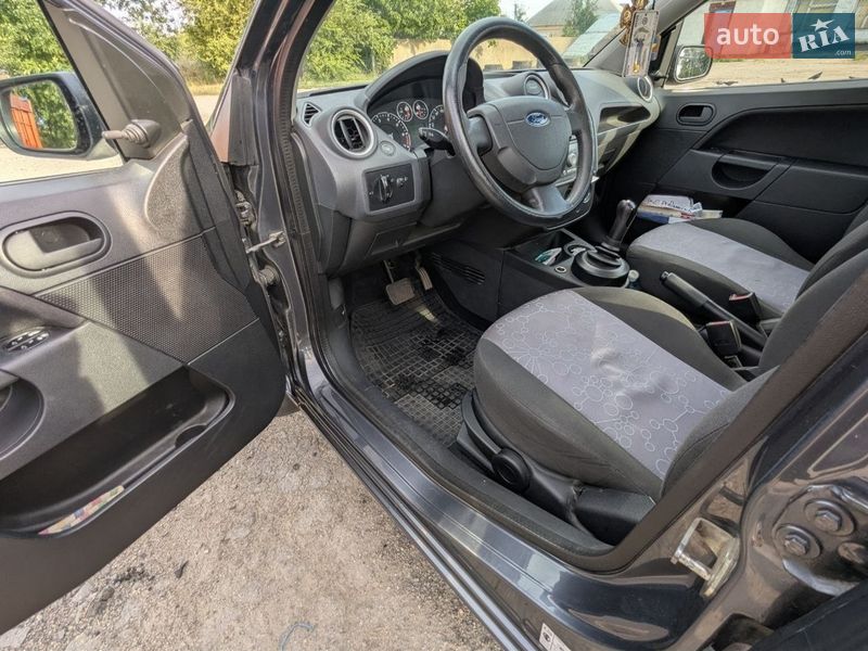 Хэтчбек Ford Fiesta 2007 в Днепре