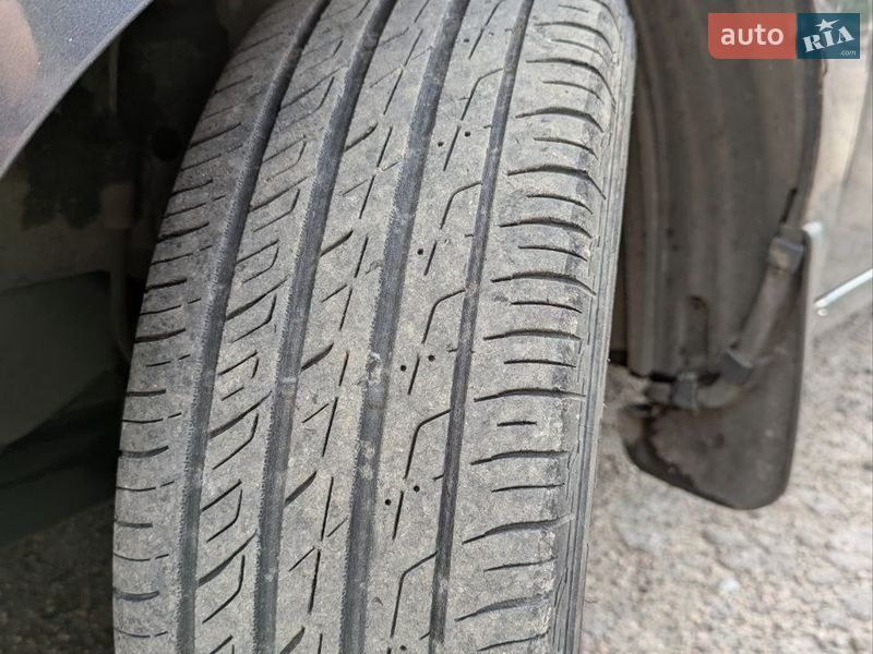 Хэтчбек Ford Fiesta 2007 в Днепре