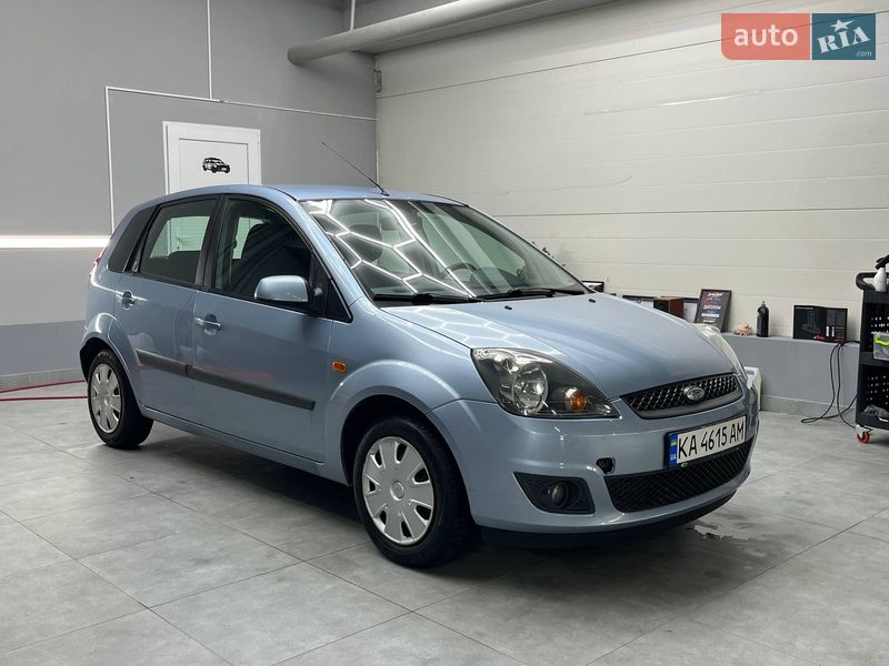 Хэтчбек Ford Fiesta 2006 в Днепре фото 2 Хэтчбек Ford Fiesta 2006 в Днепре