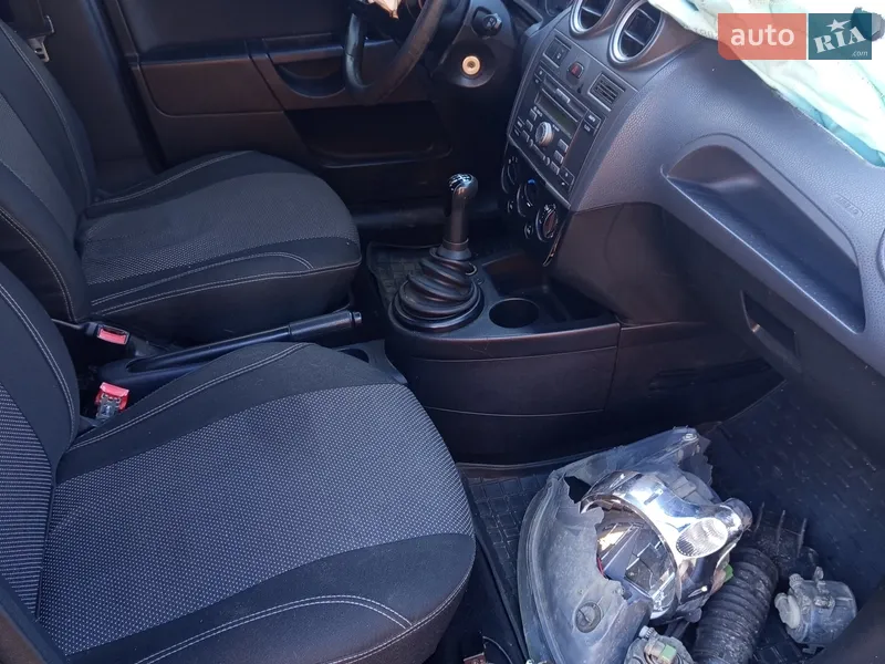 Ford Fiesta 2008 VIN WF0HXXGAJH8K69099 фото оголошення 5 з 49