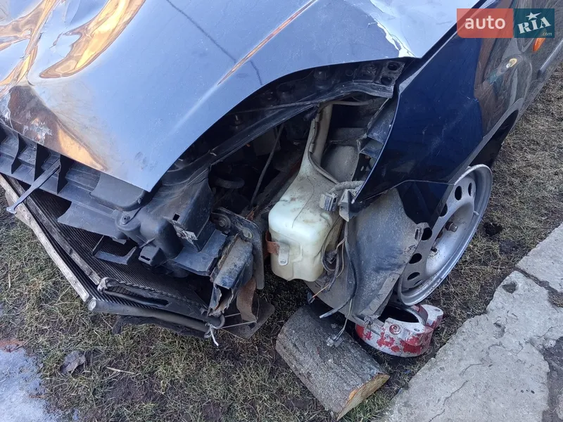 Ford Fiesta 2008 VIN WF0HXXGAJH8K69099 фото оголошення 12 з 49