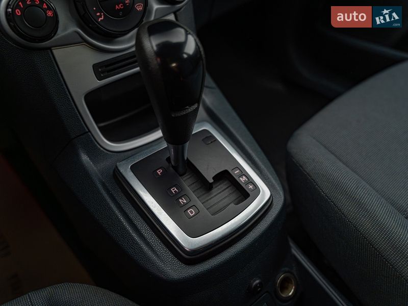Хетчбек Ford Fiesta 2012 в Києві фото 16 Хетчбек Ford Fiesta 2012 в Києві