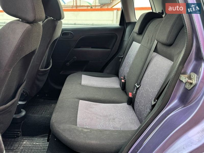 Хэтчбек Ford Fiesta 2006 в Киеве фото 10 Хэтчбек Ford Fiesta 2006 в Киеве