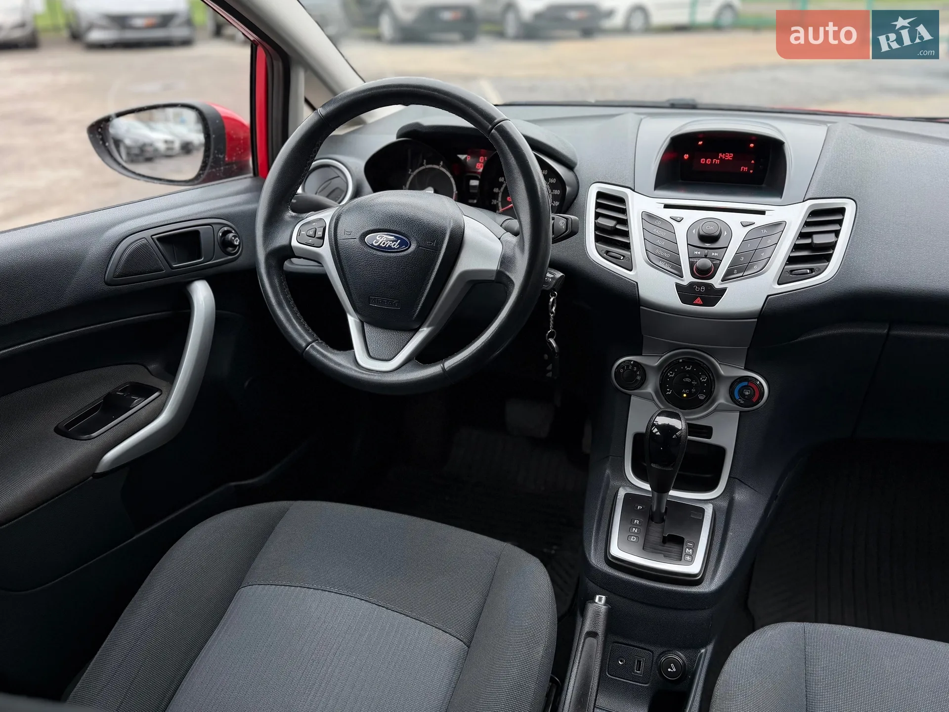 2012 Ford Fiesta - мініатюра 28