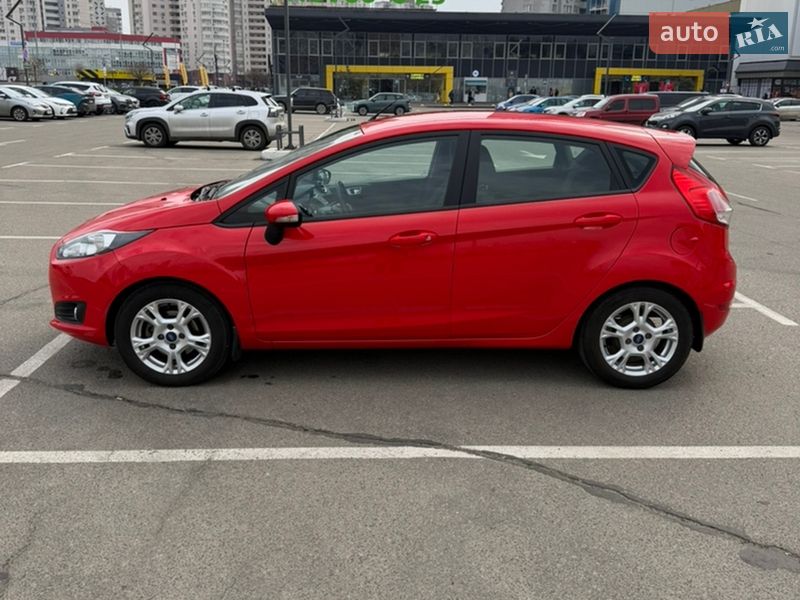 Хэтчбек Ford Fiesta 2015 в Киеве фото 8 Хэтчбек Ford Fiesta 2015 в Киеве