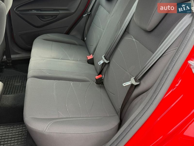 Хэтчбек Ford Fiesta 2015 в Киеве фото 12 Хэтчбек Ford Fiesta 2015 в Киеве