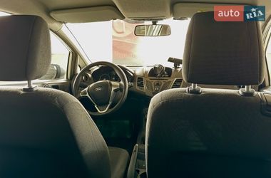 Хэтчбек Ford Fiesta 2014 в Киеве