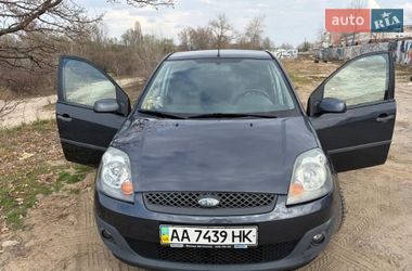 Хетчбек Ford Fiesta 2008 в Києві