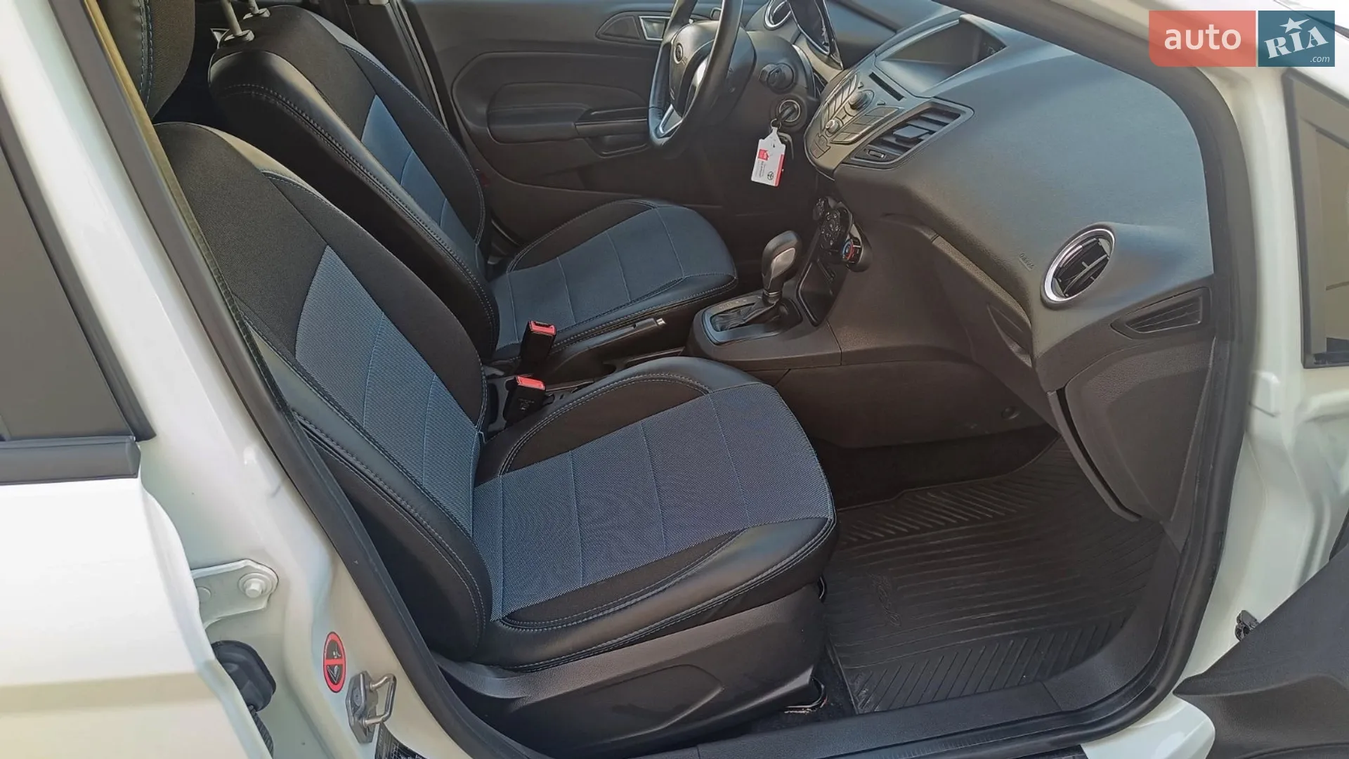 2014 Ford Fiesta - мініатюра 6