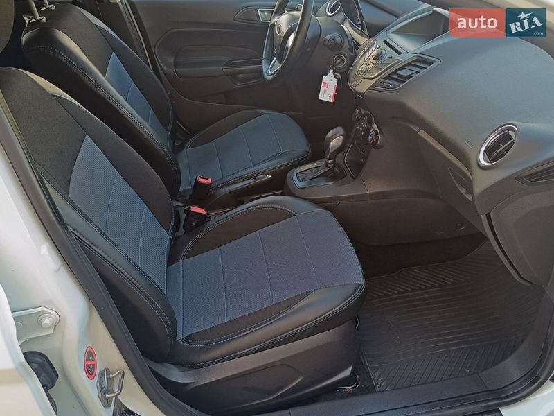 Хэтчбек Ford Fiesta 2014 в Киеве