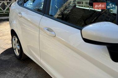 Седан Ford Fiesta 2017 в Ірпені