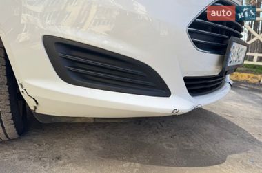 Седан Ford Fiesta 2017 в Ірпені