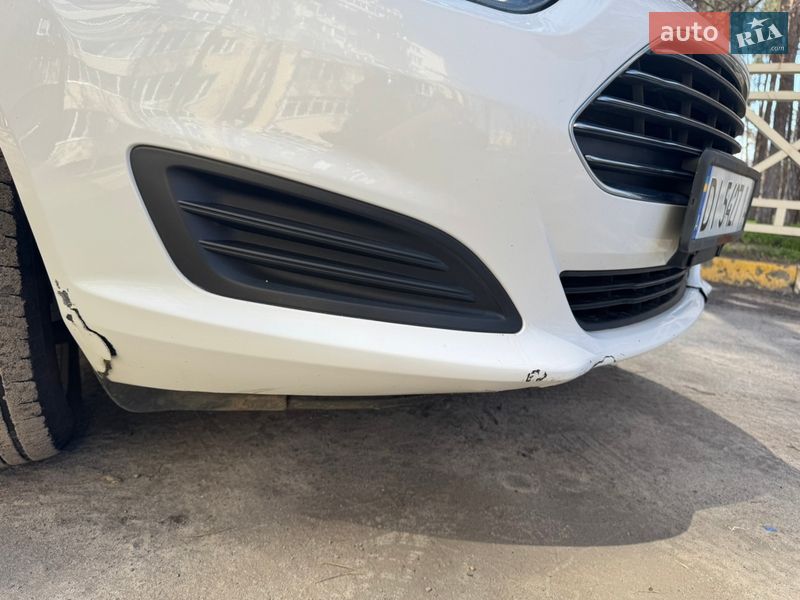 Седан Ford Fiesta 2017 в Ірпені