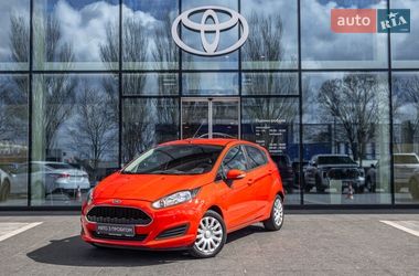 Хэтчбек Ford Fiesta 2016 в Днепре