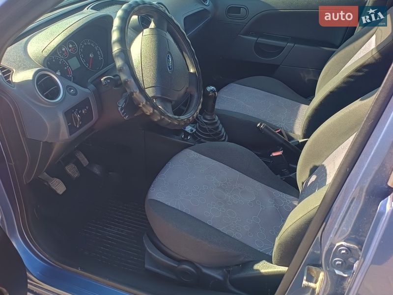 Хетчбек Ford Fiesta 2006 в Судовій Вишні фото 6 Хетчбек Ford Fiesta 2006 в Судовій Вишні