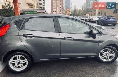 Хэтчбек Ford Fiesta 2018 в Киеве