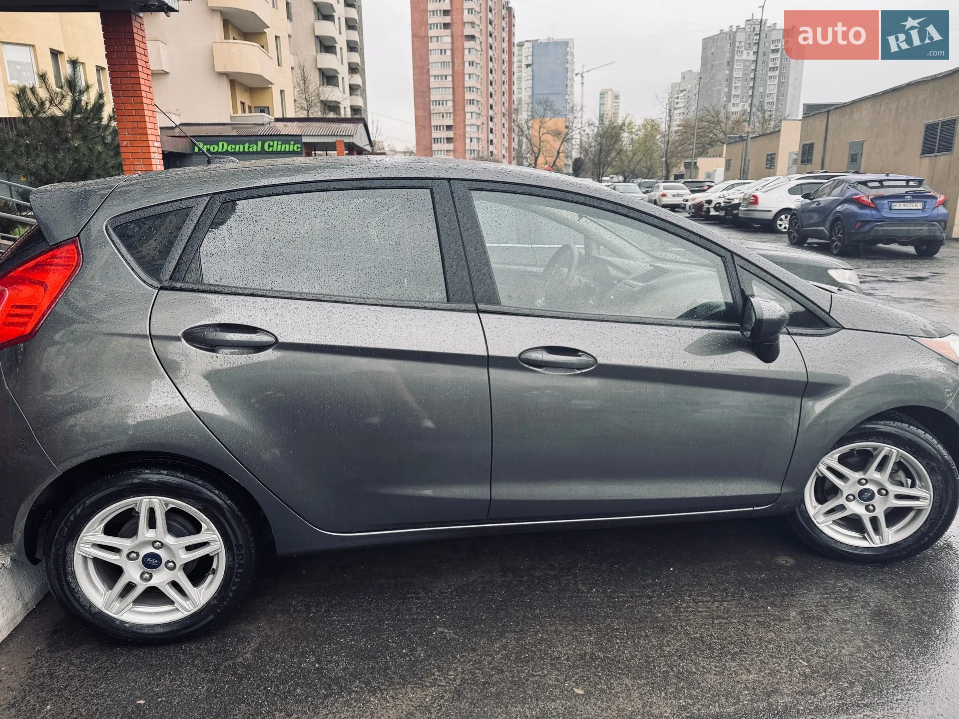 2018 Ford Fiesta - фото 1