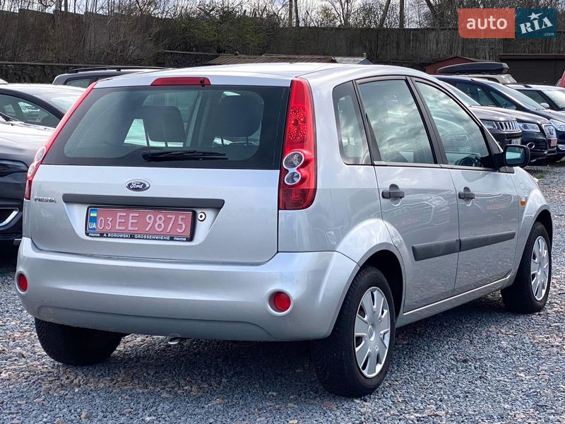 Хетчбек Ford Fiesta 2007 в Рівному
