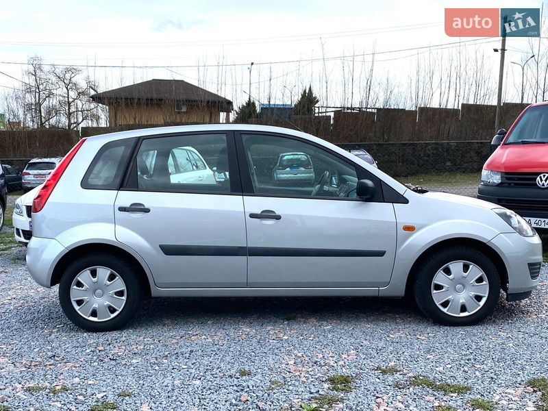 Хетчбек Ford Fiesta 2007 в Рівному