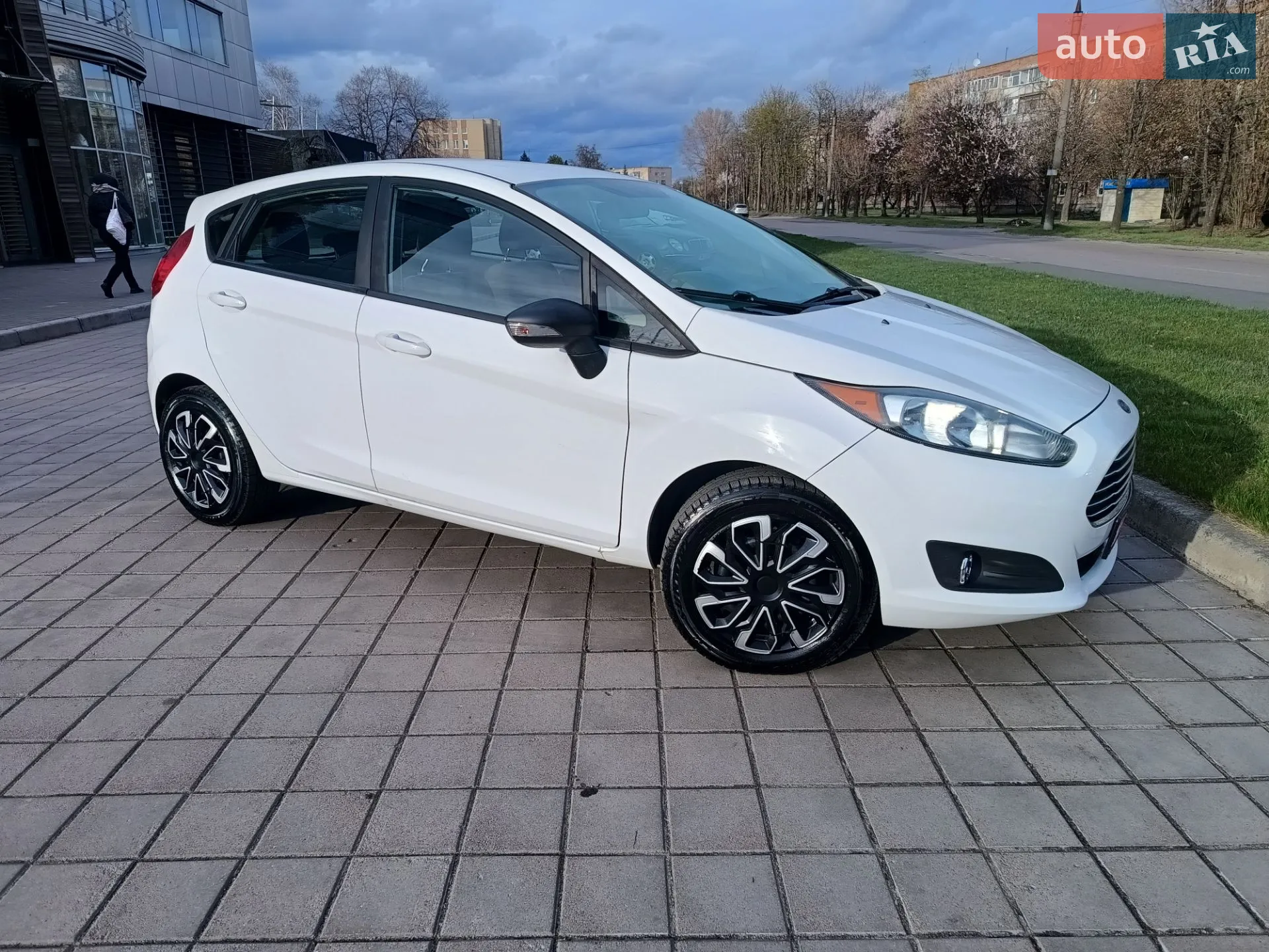 2017 Ford Fiesta - мініатюра 13