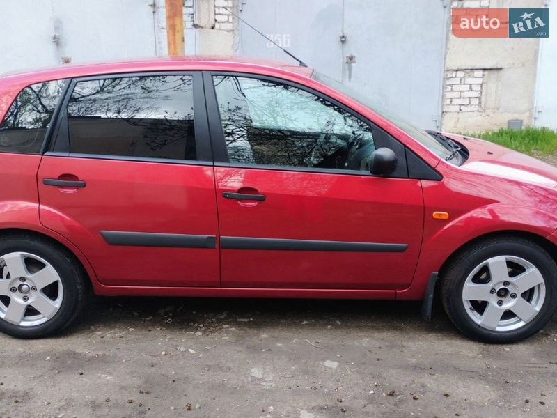 Хэтчбек Ford Fiesta 2008 в Одессе