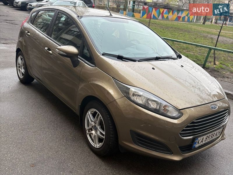 Хэтчбек Ford Fiesta 2013 в Киеве