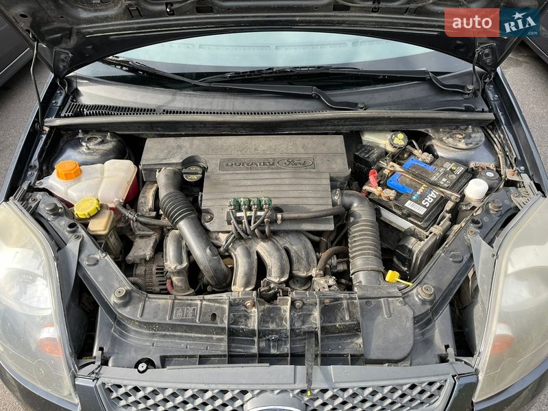 Хэтчбек Ford Fiesta 2006 в Харькове