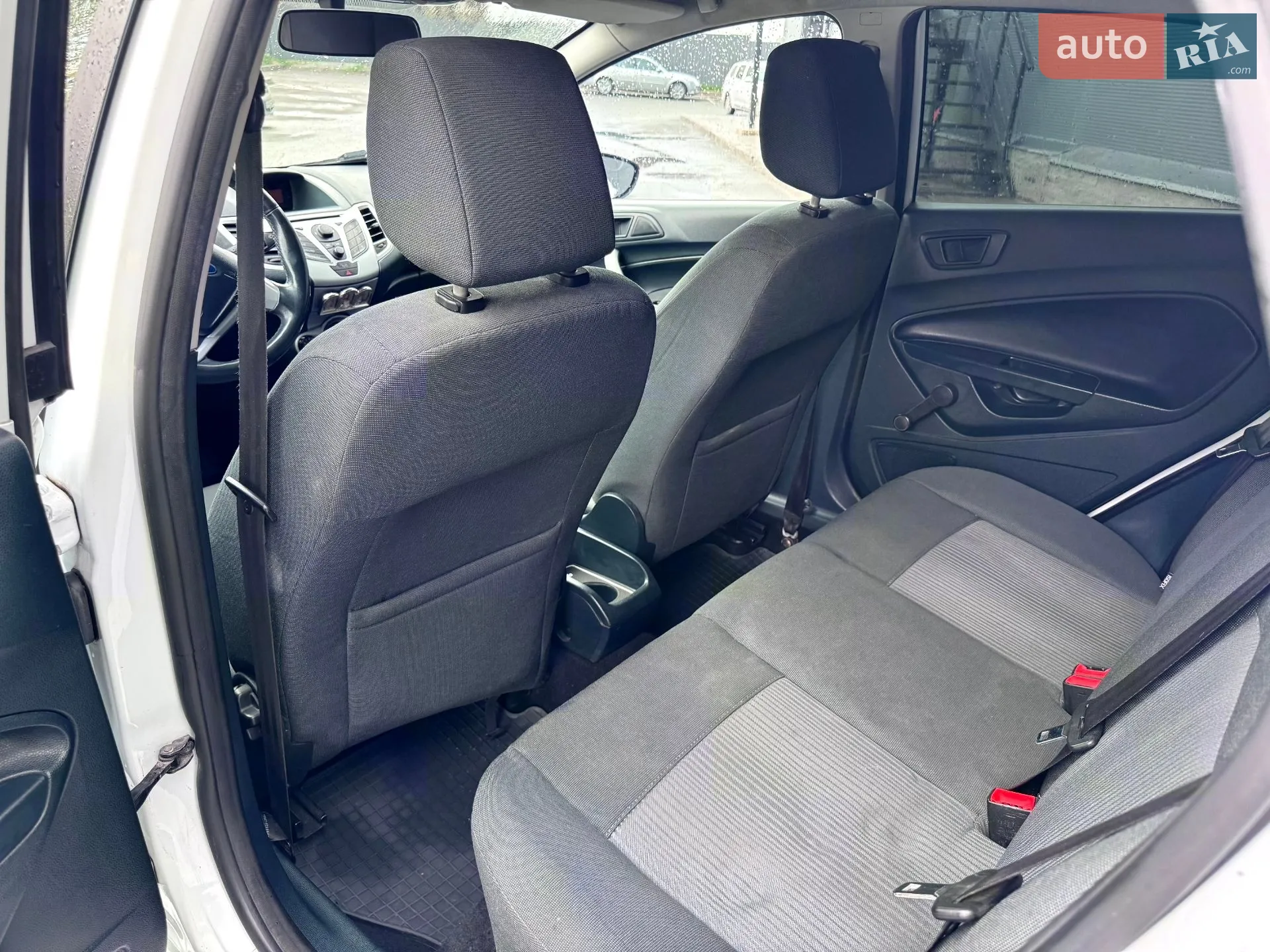 2012 Ford Fiesta - мініатюра 18