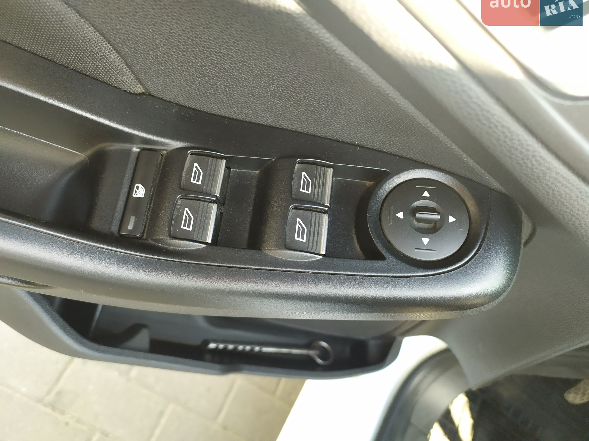 2016 Ford Fiesta - мініатюра 11